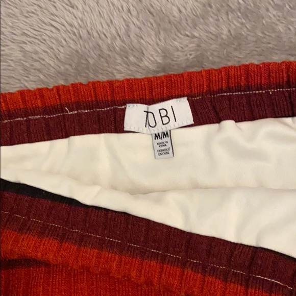 Tobi: Sweater Skirt - Picture 2 of 2